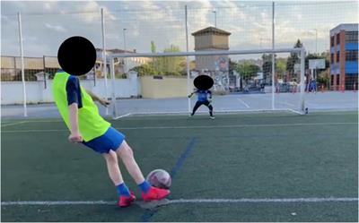 Case Report: Effect of providing penalty kicking tendencies on goalkeeper's motor behaviour and performance: a case study with an on-field intervention on youth football